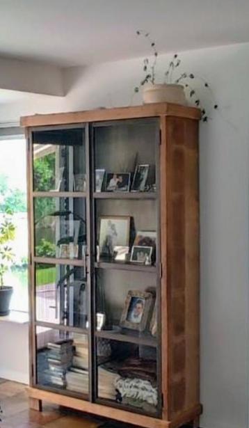 Industriële kast  Zo goed als nieuw! beschikbaar voor biedingen