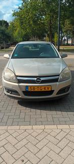 Opel Astra 1.4 16V 5D 2006 Grijs, Auto's, Opel, Voorwielaandrijving, Stof, 4 cilinders, Handgeschakeld