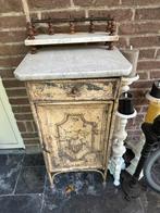 Antiek ijzer met marmeren blad nachtkstje, Ophalen, Zo goed als nieuw