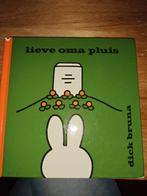 Dick Bruna - Lieve oma Pluis, Fictie algemeen, Ophalen of Verzenden, Zo goed als nieuw, Dick Bruna