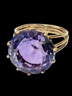 Prachtige 18 k gouden Ring  Grote facetgeslepen Amethist, Verzenden, ., Zo goed als nieuw, Dame