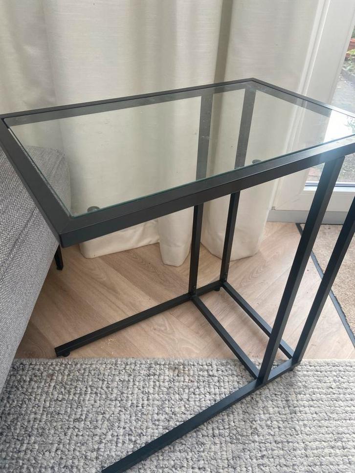 Glazen Bijzettafeltje - Stijlvol & Praktisch, Huis en Inrichting, Tafels | Bijzettafels, Zo goed als nieuw, Rechthoekig, Minder dan 45 cm