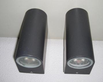 Twee Z.G.A.NW. Tuinspots 12 volt beschikbaar voor biedingen