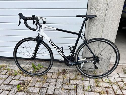 Btwinn racefiets, Fietsen en Brommers, Fietsen | Racefietsen, Zo goed als nieuw, Overige merken, Meer dan 20 versnellingen, Aluminium