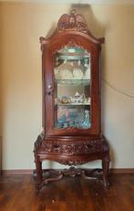 Antieke vitrine kast., Ophalen