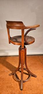 Thonet kinderstoel Vintage Werk Kruk met Armleuningen, Antiek en Kunst, Ophalen