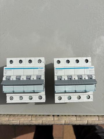 Hager MCN 650E C50 installtie automaat 380/400volt (2 stuks) beschikbaar voor biedingen