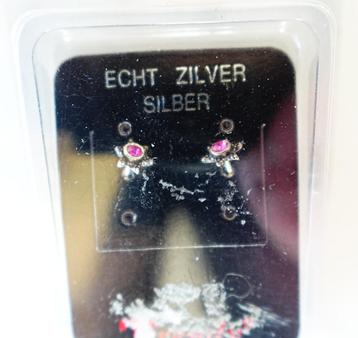 Oorstekers zilver *036 beschikbaar voor biedingen