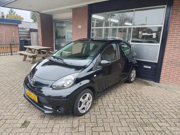 Toyota Aygo 1.0 VVT-i Xpress, Airco, LM, CV, Facelift, NAP! beschikbaar voor biedingen
