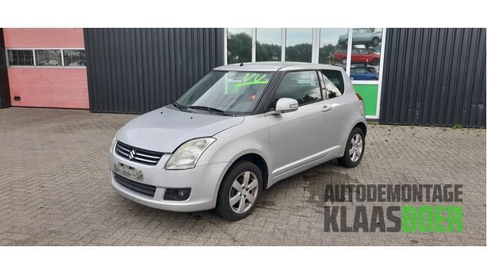 Motorkap van een Suzuki Swift (ZCC), Auto-onderdelen, Carrosserie en Plaatwerk, Motorkap, Gebruikt, 6 maanden garantie, 12 maanden garantie