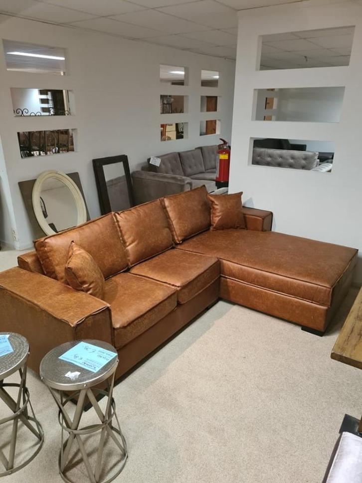 Diverse banken, totale leegverkoop. Livinnhome24, Huis en Inrichting, Banken | Bankstellen, Nieuw, Hoekbank, Vierpersoons of meer