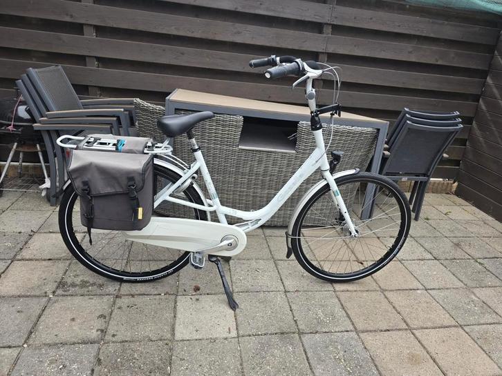 Gazelle Bloom dames of moedersfiets in goede staat lage inst, Fietsen en Brommers, Fietsen | Dames | Moederfietsen, Zo goed als nieuw