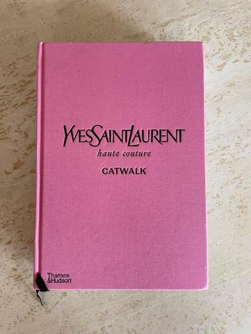 Yves Saint Laurent | Haute Couture Catwalk - koffietafelboek beschikbaar voor biedingen