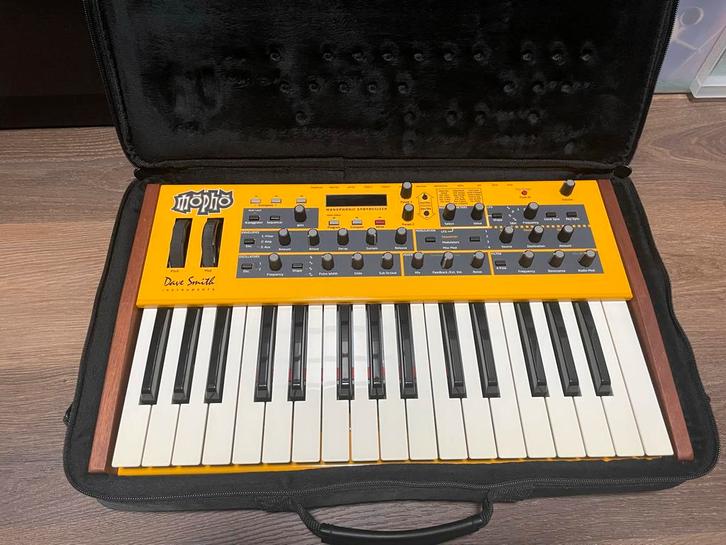 Dave Instruments DSI Mopho (keyboard versie!), Muziek en Instrumenten, Synthesizers, Zo goed als nieuw, Overige aantallen, Overige merken