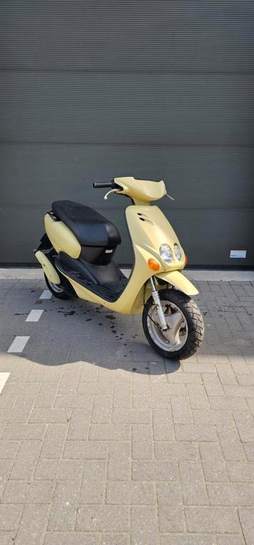 Yamaha Neo's, Minarelli Horizontaal, 2 takt, geel kenteken beschikbaar voor biedingen