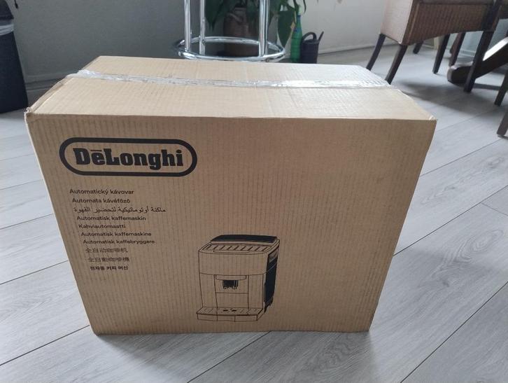 De'Longhi ECAM 20.110.B, Witgoed en Apparatuur, Koffiezetapparaten, Nieuw, Gemalen koffie, Koffiebonen, Koffiemachine, Stoompijpje