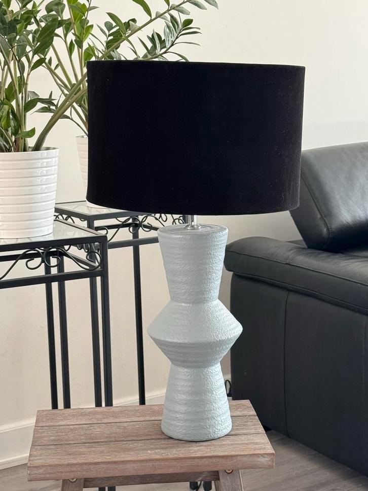 Lampenkappen + Lampenstandaard, Huis en Inrichting, Lampen | Vloerlampen, Zo goed als nieuw, Minder dan 100 cm, Stof, Ophalen of Verzenden