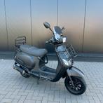 Killerbee Sport 2022 Geel kenteken la souris AGM scooter, Fietsen en Brommers, Ophalen, Overige modellen, Maximaal 45 km/u, Zo goed als nieuw