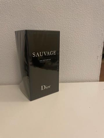 Dior sauvage eau de parfum beschikbaar voor biedingen