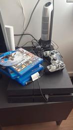 Playstation 4 incl spellen en twee controllers, Spelcomputers en Games, Spelcomputers | Sony PlayStation 4, Ophalen, Zo goed als nieuw