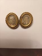 Antieke speld voor 2 foto,s, Ophalen of Verzenden, Zo goed als nieuw, Goud, Overige materialen