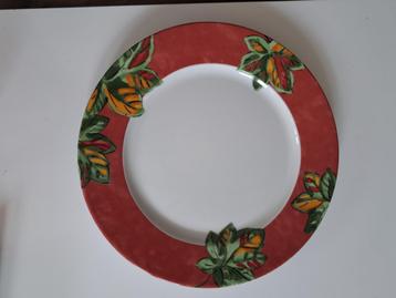 Dinerborden 5 stuks, wit midden, steenrode rand beschikbaar voor biedingen