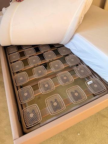 Compleet Tempur bed, elektrisch verstelbaar! beschikbaar voor biedingen