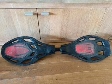 Waveboard - Speeltoestel voor Buiten beschikbaar voor biedingen