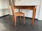 Te koop vintage tafel met stoel, Huis en Inrichting, Tafels | Eettafels, Ophalen, Gebruikt, 100 tot 150 cm, 50 tot 100 cm