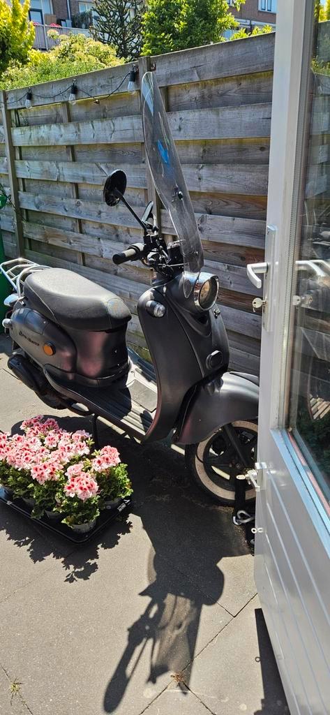 Santini San Remo, Fietsen en Brommers, Snorfietsen en Snorscooters, Gebruikt, Overige merken, Benzine, Ophalen