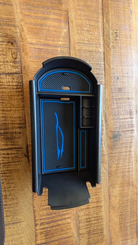 Toyota CHR opbergbox opbergbak organiser middenconsole, Ophalen