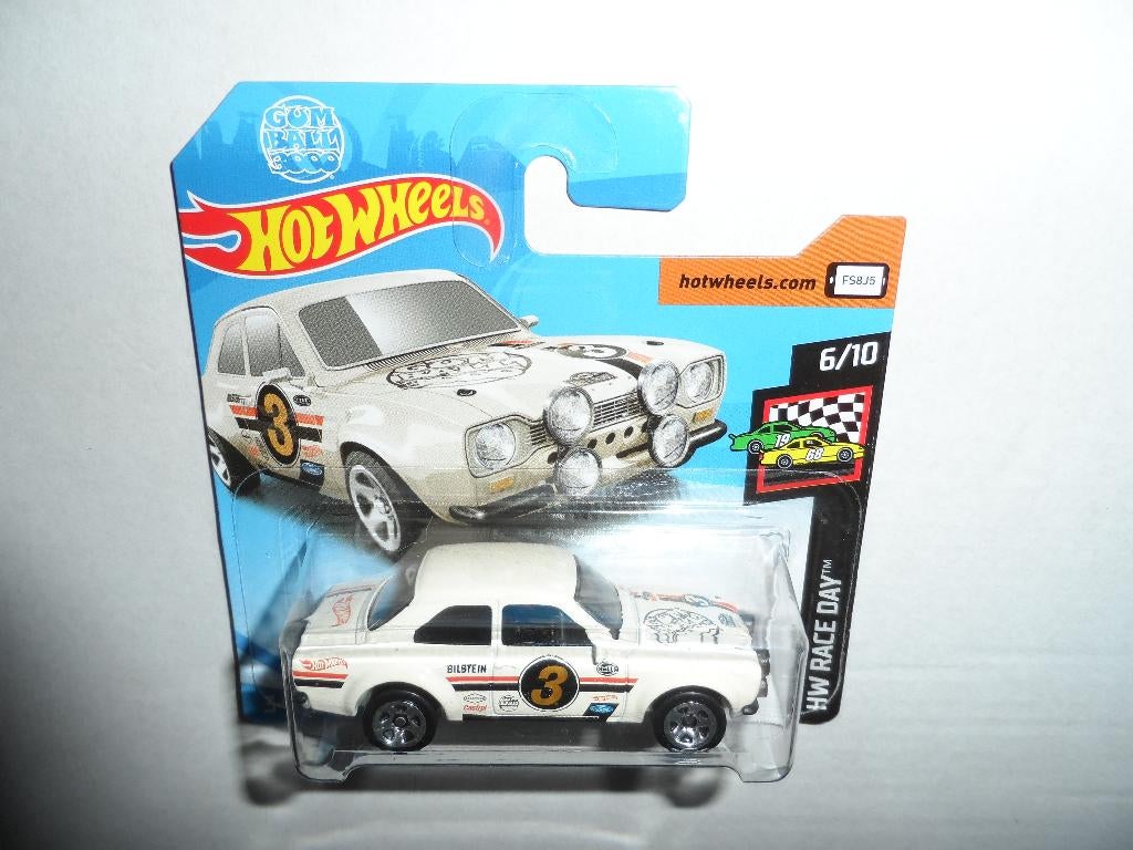 Hot Wheels - '70 Ford Escort RS1600 (wit) 1:64, Ophalen of Verzenden, Nieuw, Auto