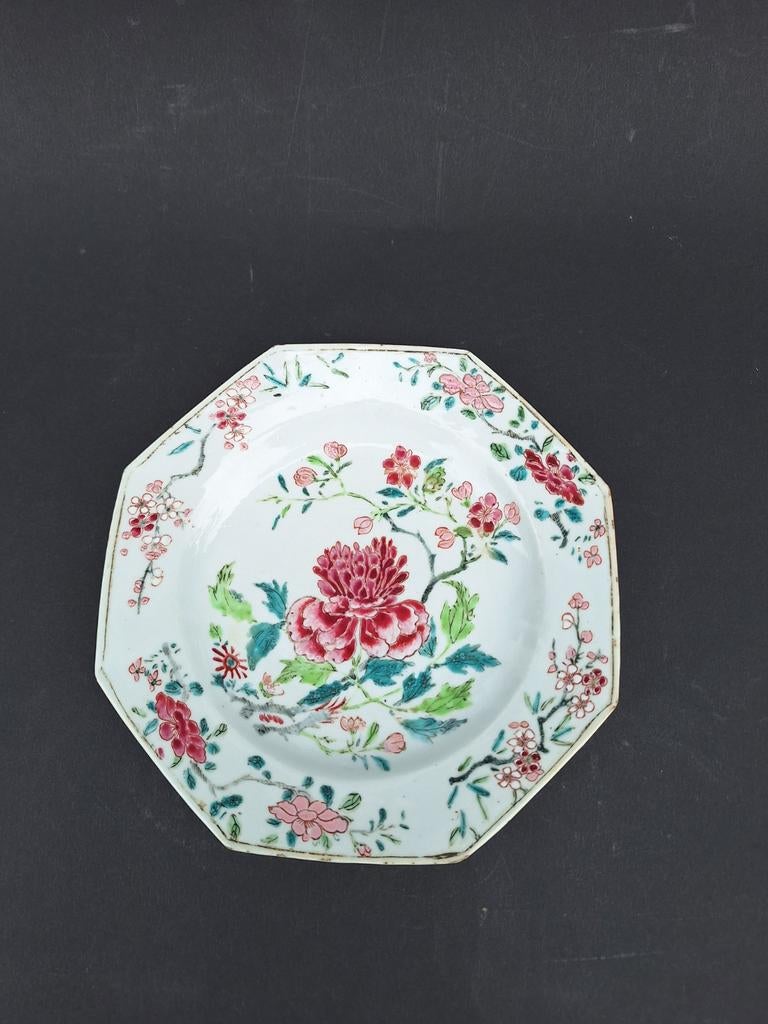 Famille rosë achthoekig bord Chinees porselein  18e, Ophalen of Verzenden