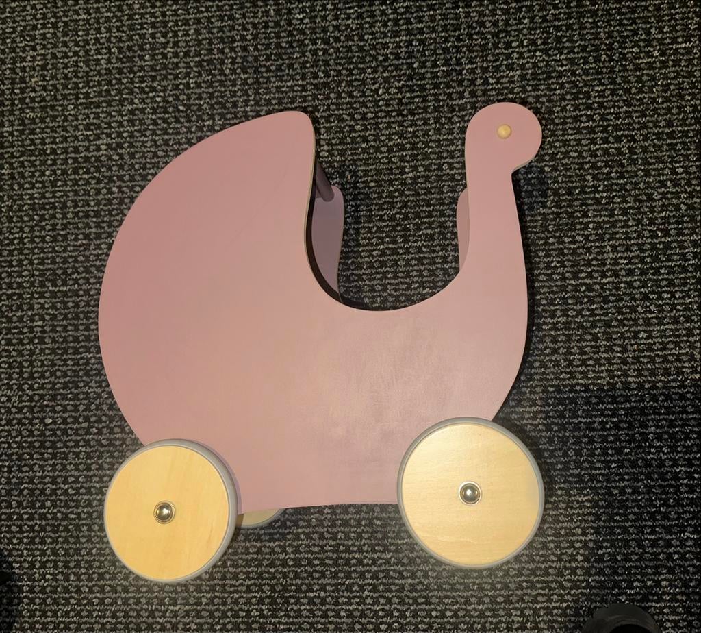 Sebra Houten poppenwagen roze/paars, Ophalen, Zo goed als nieuw, Meisje