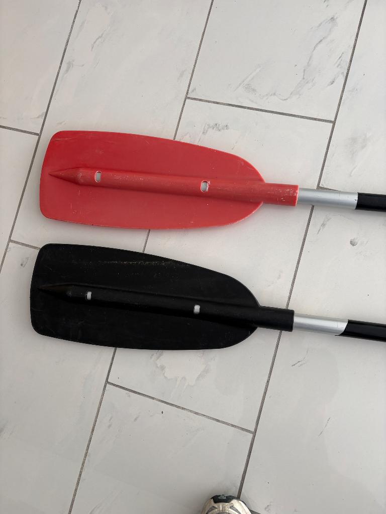 Kano peddels, Ophalen, Gebruikt, Enkelbladige peddel