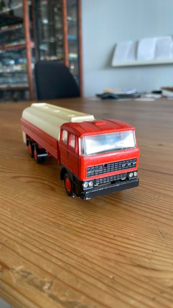 Daf 2800 turbo intercool tankwagen, Hobby en Vrije tijd, Modelauto's | 1:50, Ophalen of Verzenden, Zo goed als nieuw, Bus of Vrachtwagen