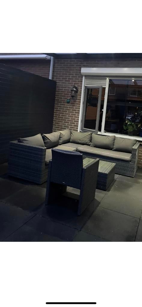 Lounge set  losse tafel en  stoel niet te koop), Gebruikt, Ophalen of Verzenden, Loungeset, Wicker