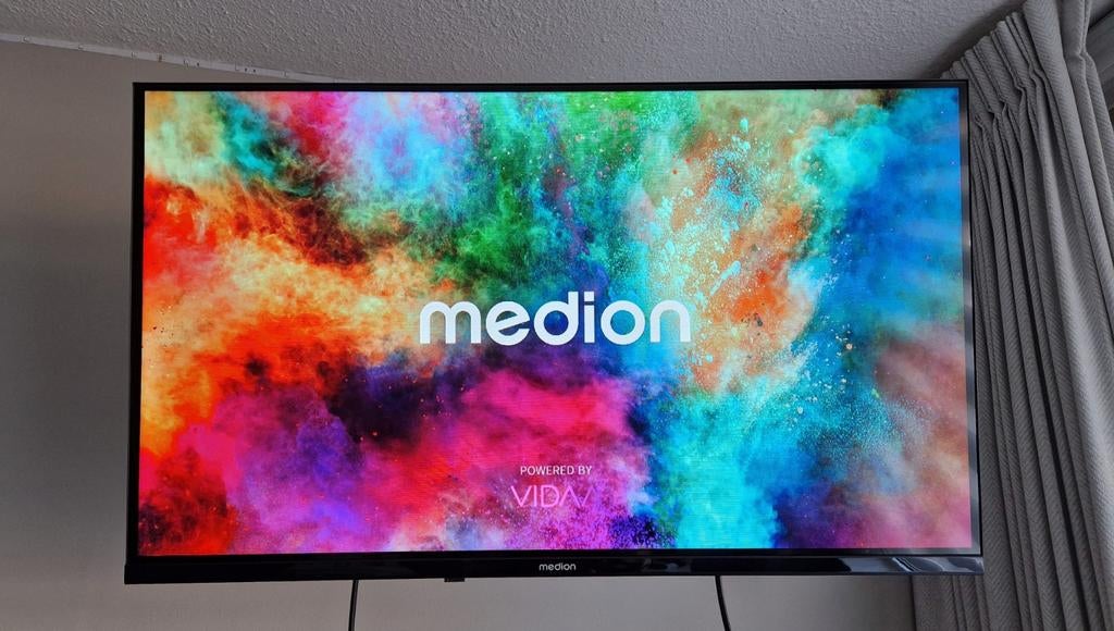 Medion full HD VIDAA Smart tv 32 inch 80 cm, 50 Hz, 80 tot 100 cm, Zo goed als nieuw, Ophalen