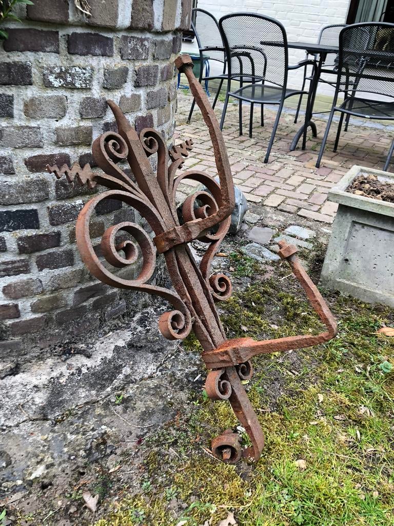 Oud muuranker, Ophalen