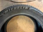 Diverse Sets 235-50-19 2 of 4 stuks A-Merken Zomerbanden, Gebruikt, 235 mm, Band(en), Personenwagen