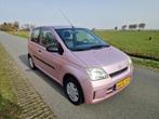 Daihatsu Cuore 1.0 3D AUT 2006 Roze Nieuwe APK Weinig kmtrs!, Stof, 600 kg, Cuore, Origineel Nederlands