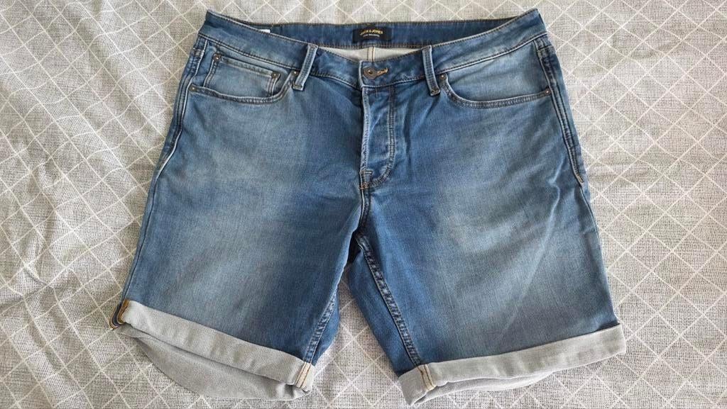 Jack & Jones spijkershort - XL, Kleding | Heren, Spijkerbroeken en Jeans, Ophalen of Verzenden, Zo goed als nieuw, Blauw, W36 - W38 (confectie 52/54)