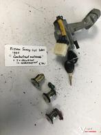 Nissan sunny 1.4 3drs 1995 Contactslot met sleutel en 3 slot, Gebruikt, -, -, Ophalen of Verzenden