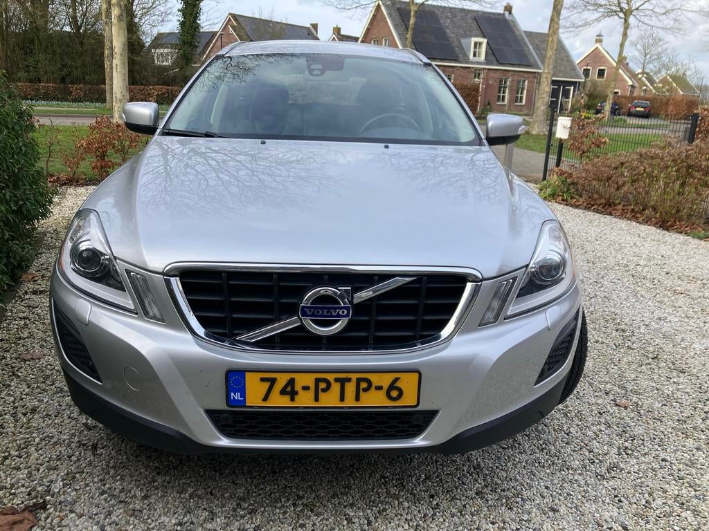 Volvo XC60 2.0 T Powershift 2011 Grijs, 1800 kg, 4 cilinders, Origineel Nederlands, XC60