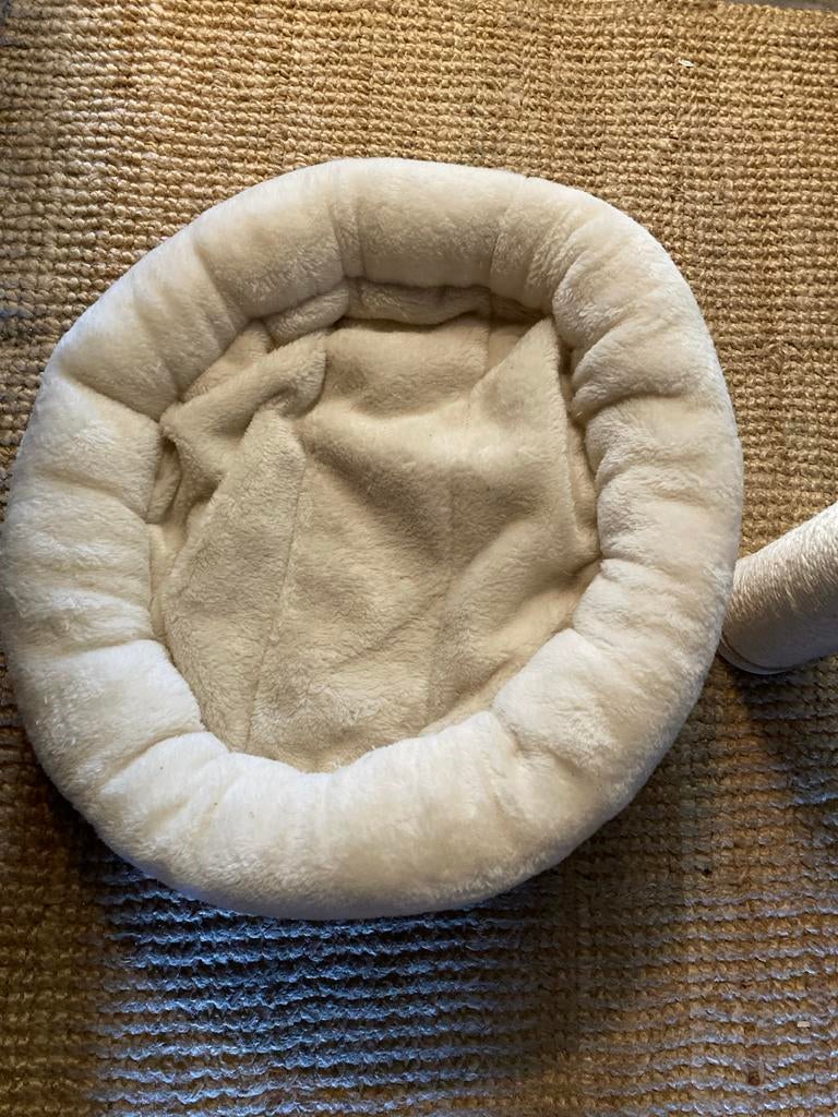 Wandmandje voor katten - wasbaar - 43cm - incl extra paaltje, Ophalen of Verzenden, Zo goed als nieuw