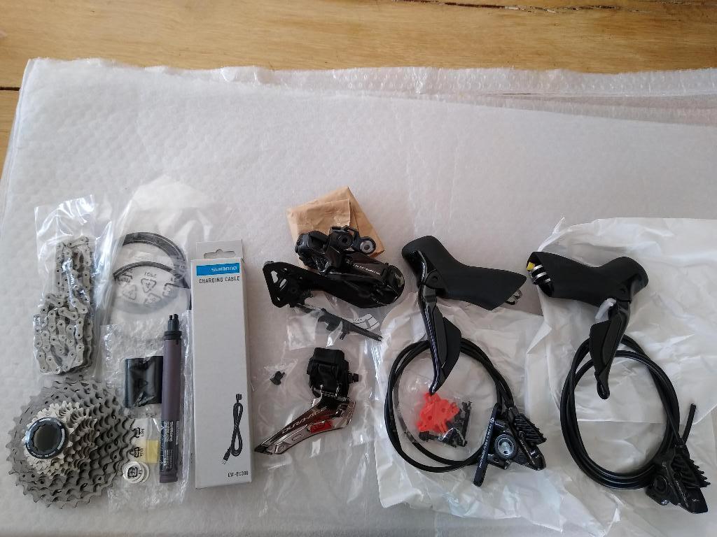 Shimano Dura Ace Di2 R9270 Disc Upgrade Kit Schijfremmen 12, Shimano, Overige typen, Nieuw, Ophalen of Verzenden