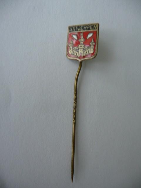 oud emaille speldje - ANTWERPEN, Verzamelen, Speldjes, Pins en Buttons, Ophalen of Verzenden, Gebruikt, Stad of Land, Speldje of Pin