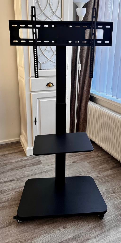 Tv standaard op muurbeugel., Ophalen, Zo goed als nieuw