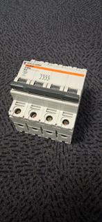 Merlin Gerin Multi9 C60a B16 automaat gratis af te halen, Ophalen of Verzenden