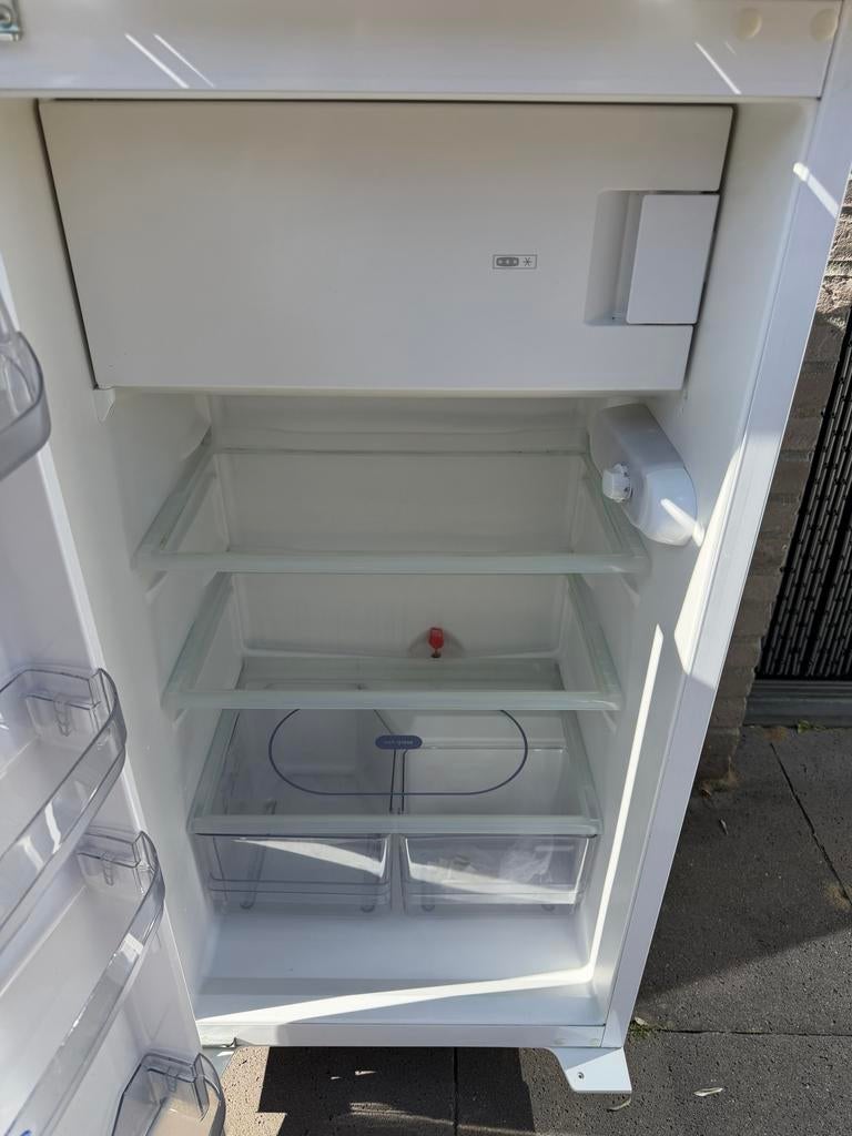 Whirlpool inbouwkoelkast met vriesvak, Witgoed en Apparatuur, Koelkasten en IJskasten, Ophalen, Gebruikt, 120 tot 140 cm, 100 tot 150 liter